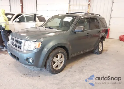 2012 Ford Escape Xlt из США, поврежденный, VIN 1FMCU0D70CKC11664